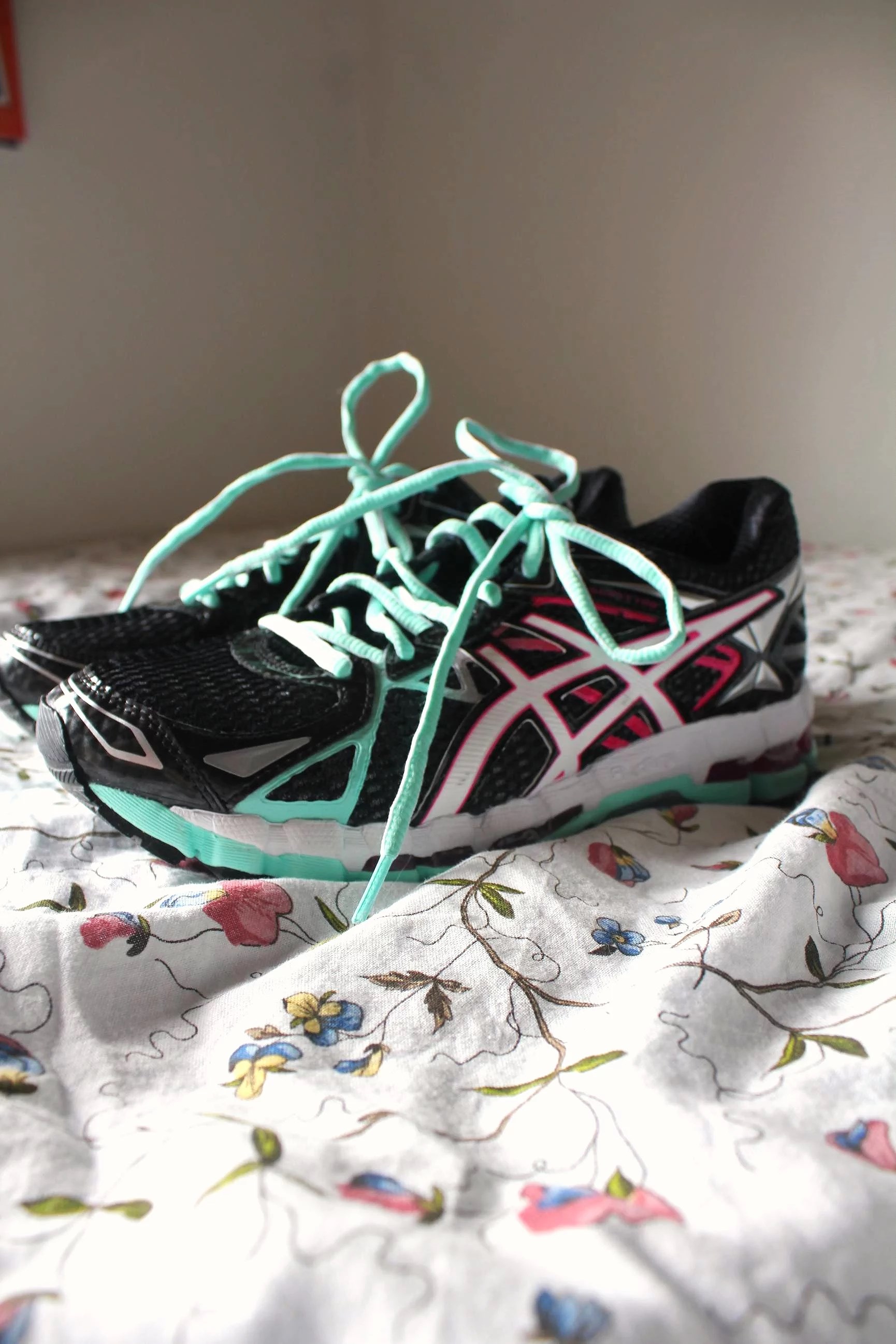 Asics Gel Surveyor 3 Ung driven I Paula Jacobsson